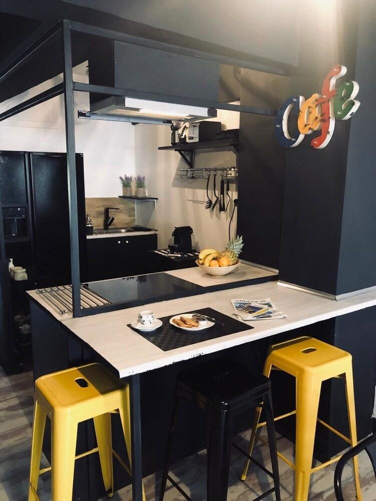 Home Plus Psirri Apartment Athens Ngoại thất bức ảnh